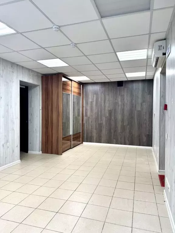 Помещение свободного назначения в Московская область, Дмитров Школьная ... - Фото 2