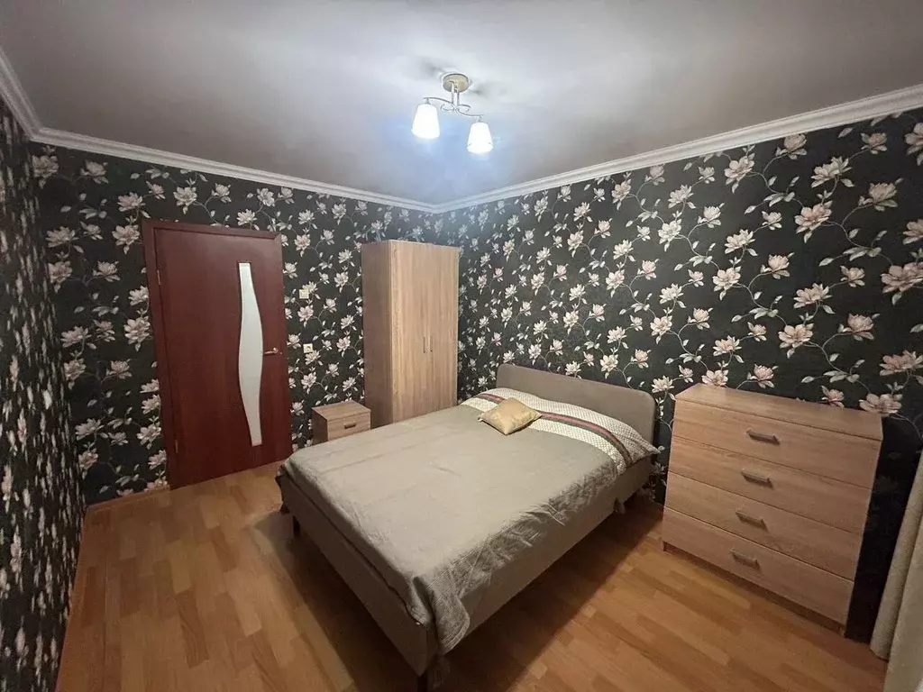 3-к кв. Ленинградская область, Кингисепп ул. Строителей, 16 (73.0 м) - Фото 1