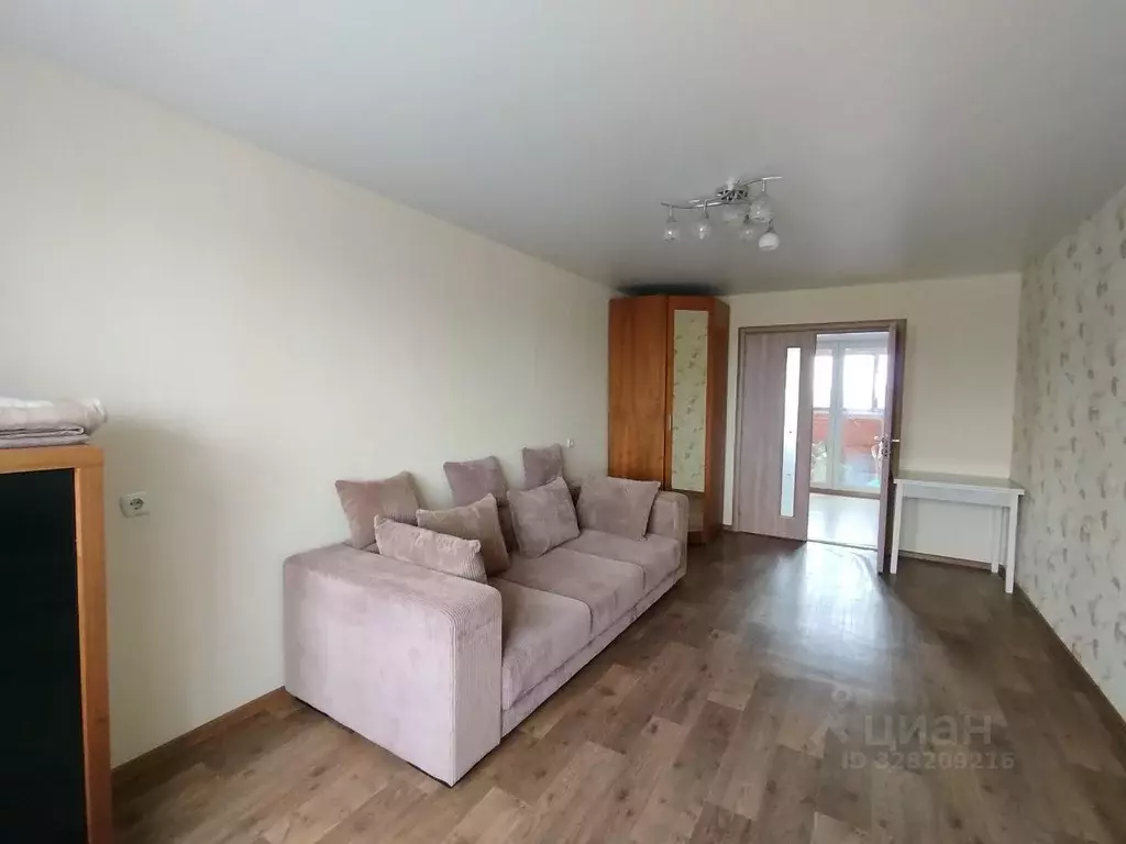 2-к кв. Свердловская область, Екатеринбург ул. Бебеля, 120 (70.0 м) - Фото 2