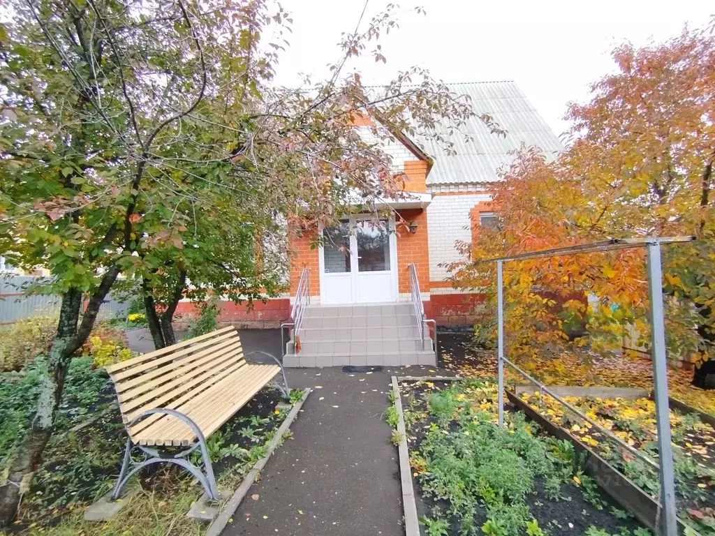 Дом в Мордовия, Саранск ул. Патриарха Никона, 11 (250 м) - Фото 0