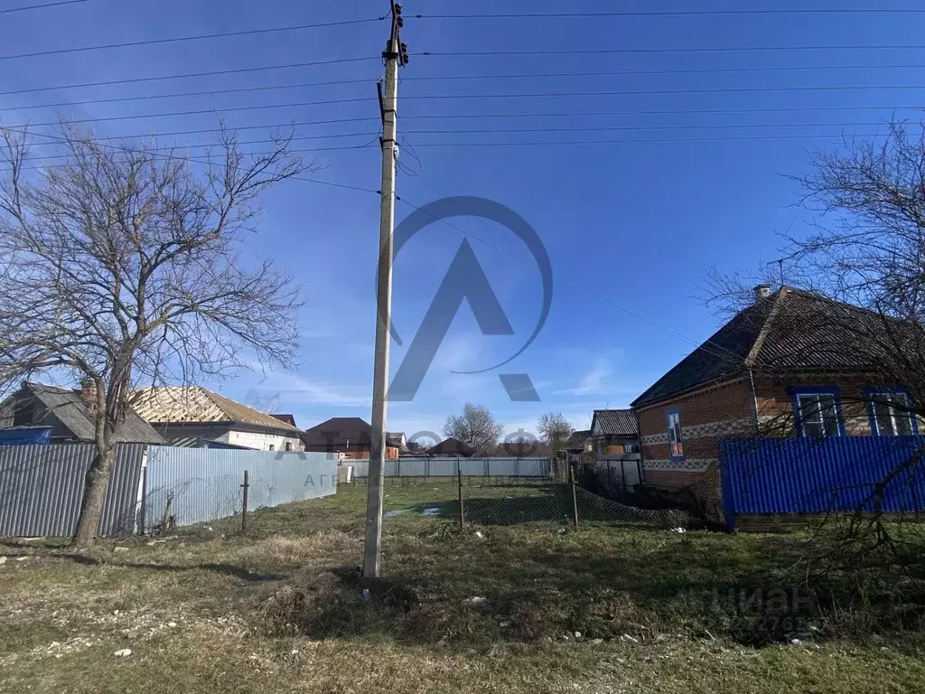 Участок в Краснодарский край, Апшеронск ул. Энгельса (4.85 сот.) - Фото 1