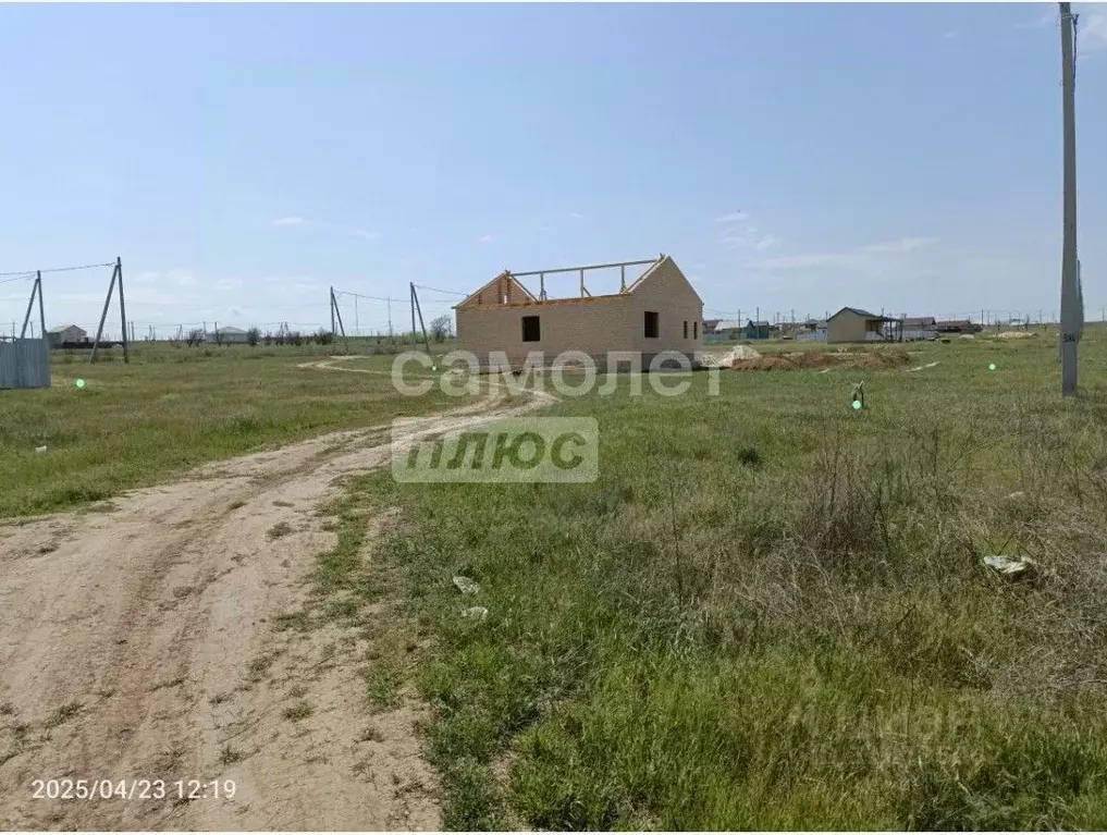 Участок в Калмыкия, Элиста ул. Кленовая, 23 (6.0 сот.) - Фото 0