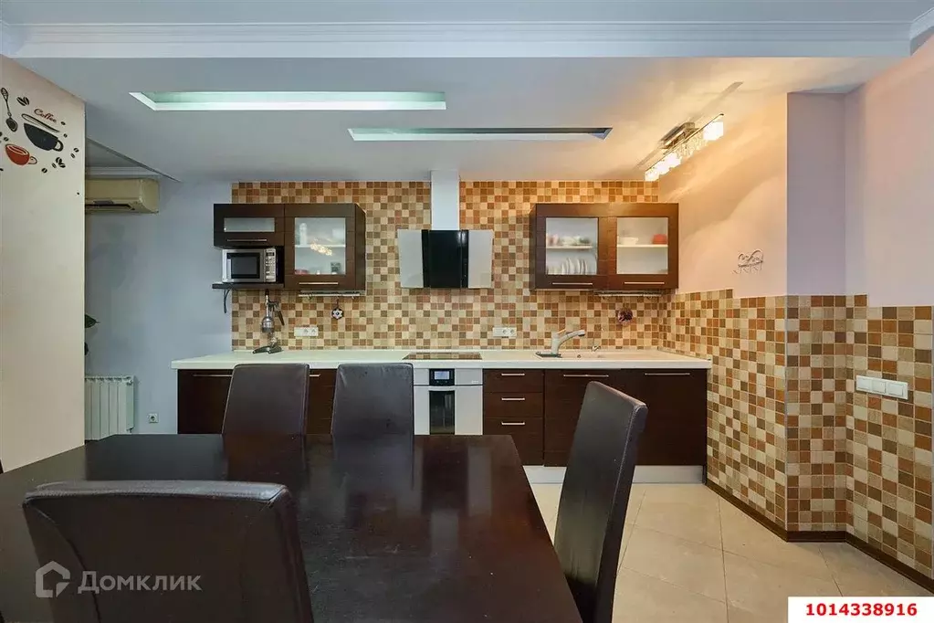 Продаётся 3-к квартира, 180.8 м - Фото 1