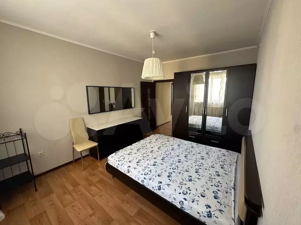 2-к. квартира, 72 м, 7/9 эт. - Фото 0