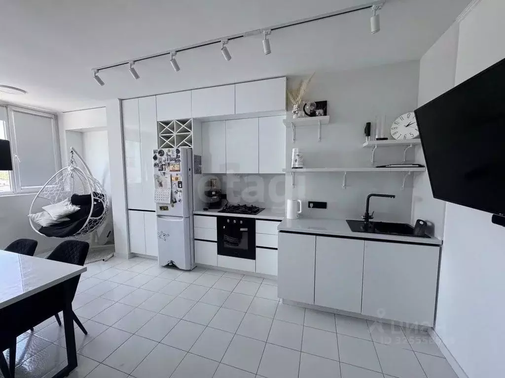 1-к кв. Севастополь ул. Руднева, 28Б (56.4 м) - Фото 1