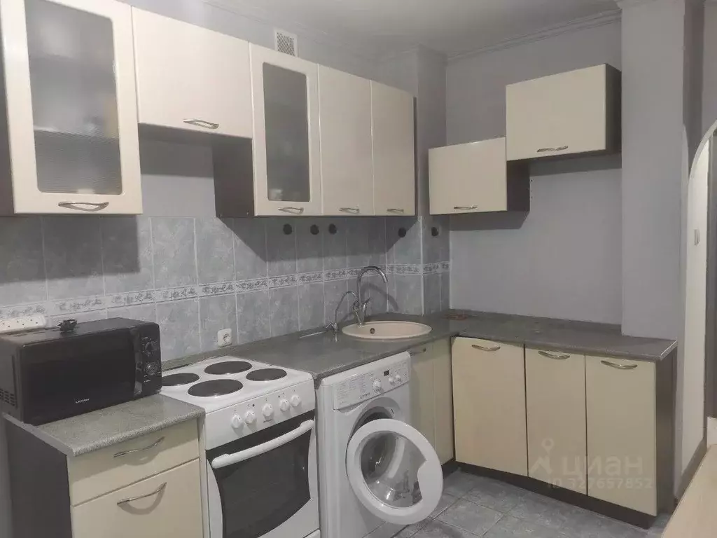 1-к кв. Тюменская область, Тюмень Магаданская ул., 11к1 (34.4 м) - Фото 1