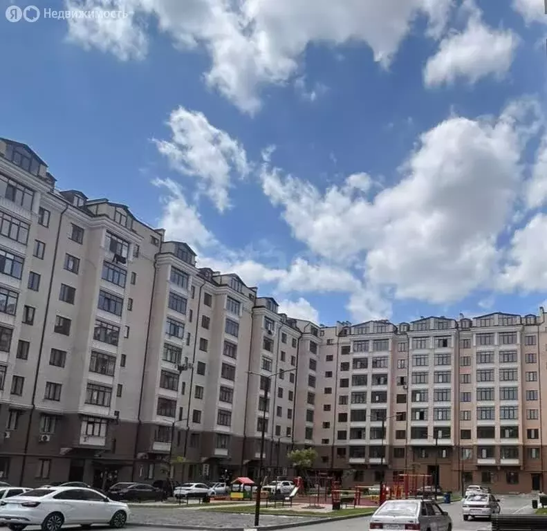 1-комнатная квартира: Владикавказ, улица Курсантов-Кировцев, 4А (35 м) - Фото 0