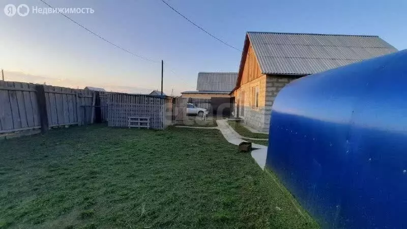 Дом в Иволгинский район, сельское поселение Гурульбинское, село ... - Фото 1