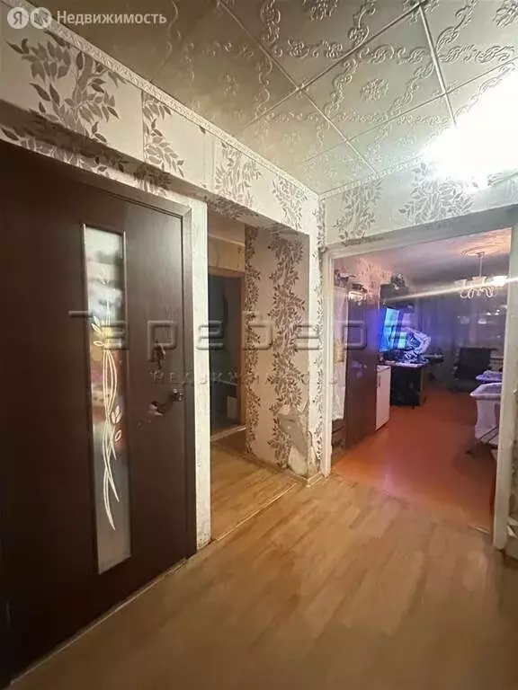 3-комнатная квартира: Красноярск, улица Кутузова, 96 (59 м) - Фото 1