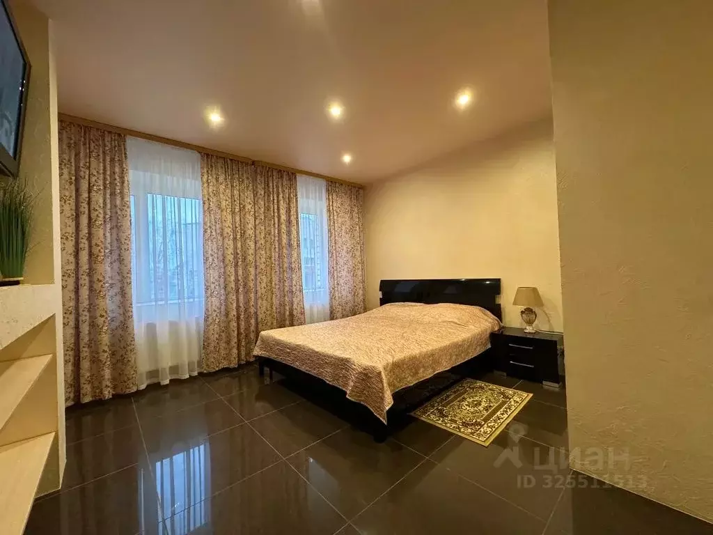 2-к кв. Псковская область, Псков Красноармейская ул., 31 (106.0 м) - Фото 2