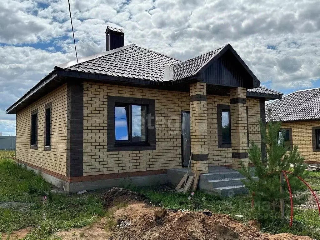 Дом в Башкортостан, Уфа городской округ, д. Карпово  (90 м) - Фото 1
