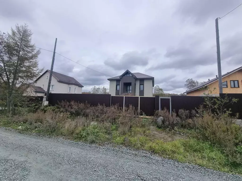 Дом в Сахалинская область, Южно-Сахалинск ул. Владимира Атласова, 9 ... - Фото 1