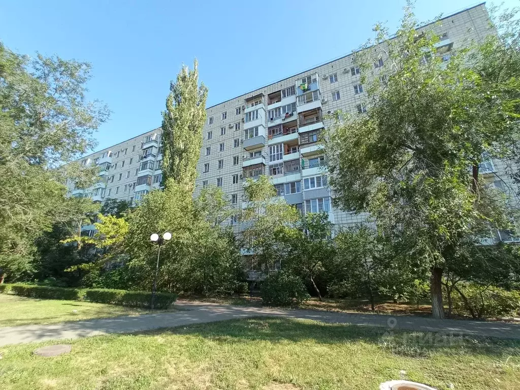 2-к кв. Волгоградская область, Волгоград ул. Кирова, 127А (45.1 м) - Фото 0
