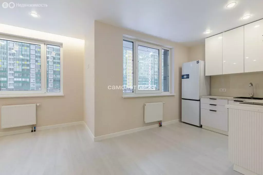 Квартира-студия: Мурино, улица Шувалова, 32 (32 м) - Фото 2