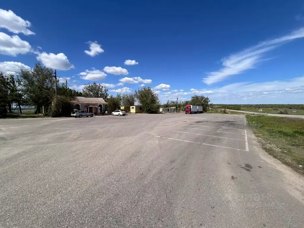 Участок в Волгоградская область, Среднеахтубинский район, Кировское ... - Фото 1