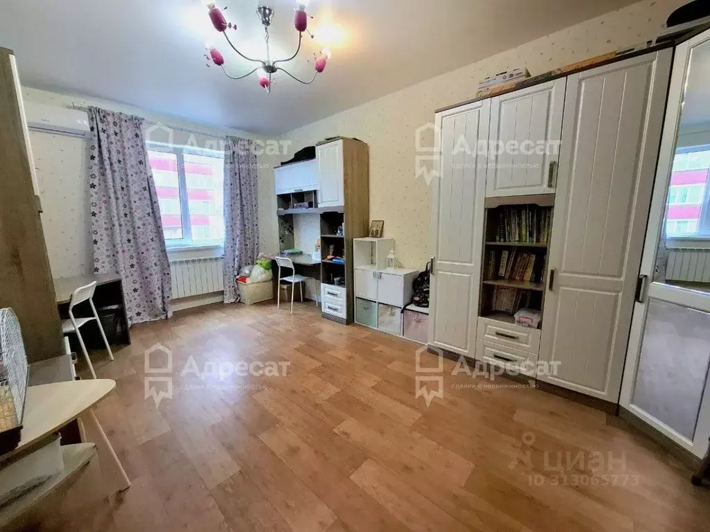 3-к кв. Волгоградская область, Волжский просп. Имени Ленина, 166 (86.5 ... - Фото 1