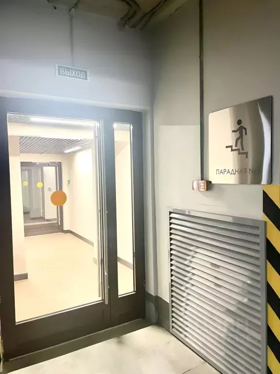 Гараж в Санкт-Петербург Петровский просп., 24к2 (18 м) - Фото 2