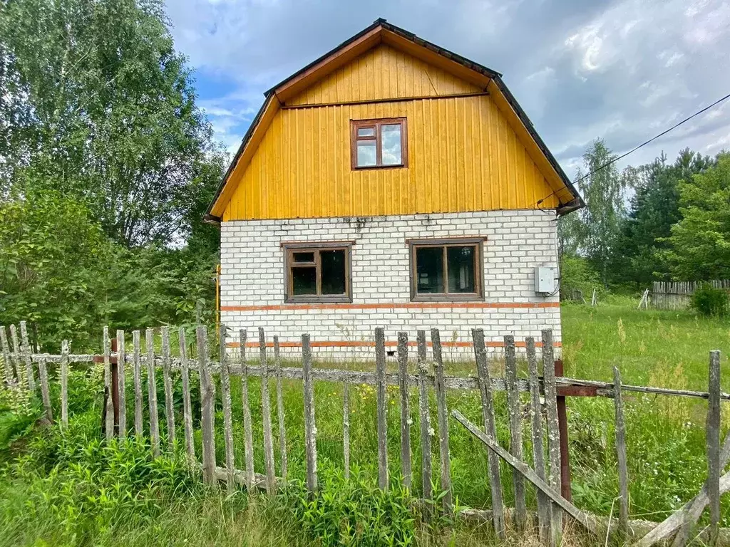 Дом в Брянская область, Брянский район, Стекляннорадицкое с/пос, пос. ... - Фото 1