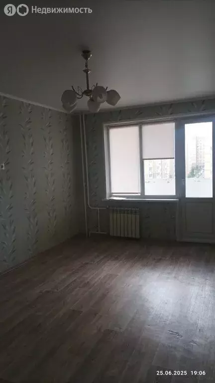 1-комнатная квартира: Саратов, улица имени Б.Н. Ерёмина, 9 (42.18 м) - Фото 1