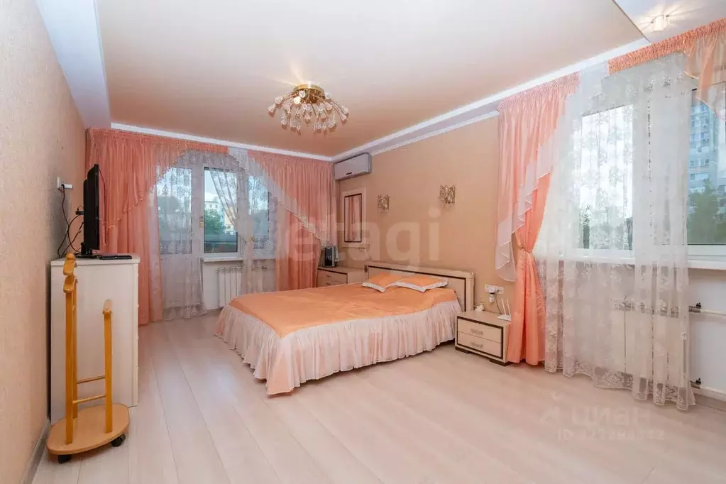 3-к кв. Хабаровский край, Хабаровск ул. Калинина, 138 (72.7 м) - Фото 1