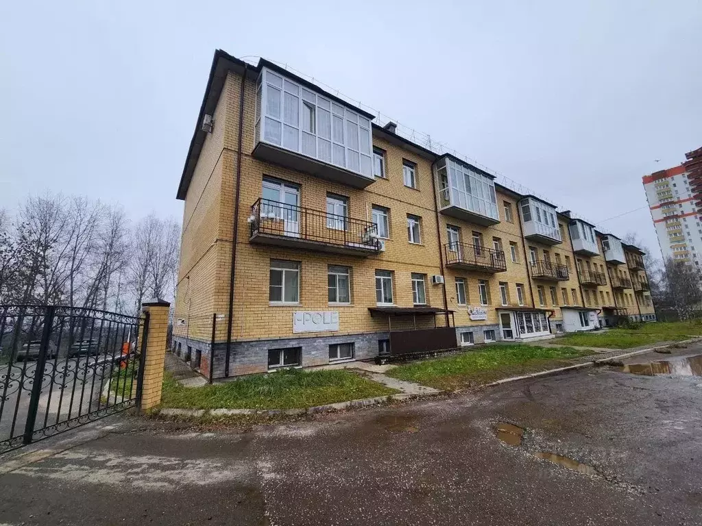 3-к кв. Кировская область, Киров ул. Ленина, 184к6 (113.4 м) - Фото 2