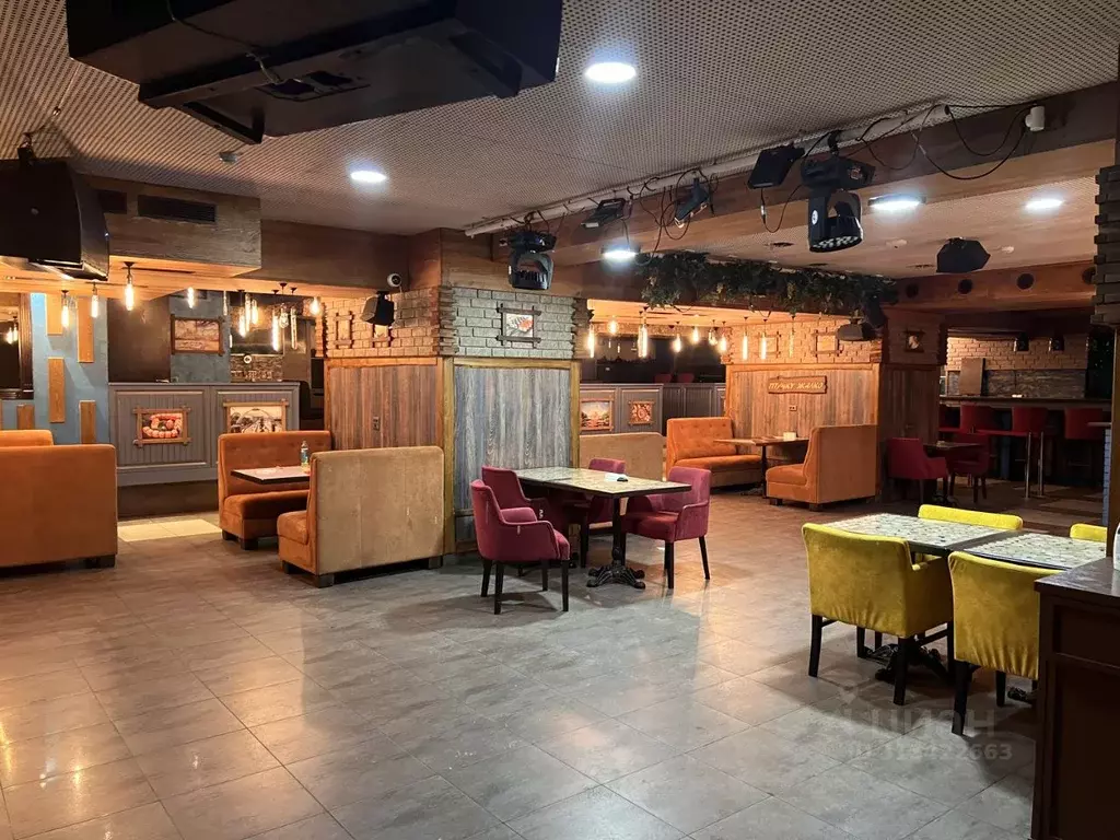 Помещение свободного назначения в Челябинская область, Челябинск ул. ... - Фото 1