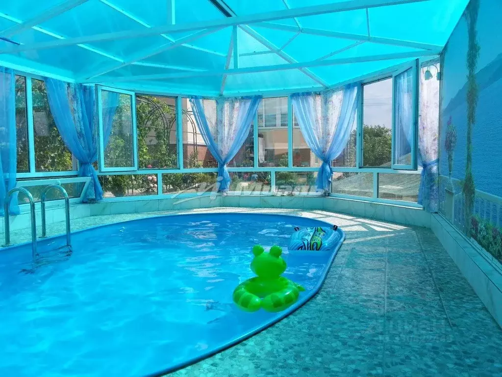 Дом в Крым, Симферопольский район, с. Чистенькое, Нижний кв-л 103 (230 ... - Фото 1