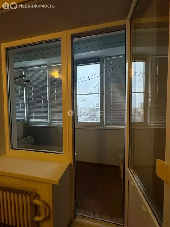 1-комнатная квартира: Волгоград, район Семь Ветров, улица 8-й ... - Фото 1