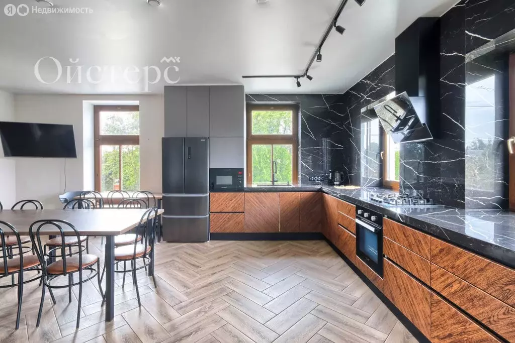 Дом в деревня Новосаратовка, 149Б (350 м) - Фото 2