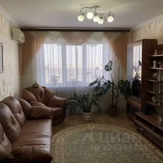 3-к кв. Белгородская область, Губкин ул. Космонавтов, 15 (65.8 м) - Фото 1