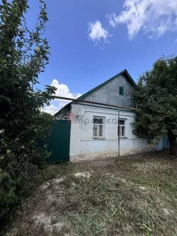 Дом в Белгородская область, Короча городское поселение, с. Пушкарное  ... - Фото 1