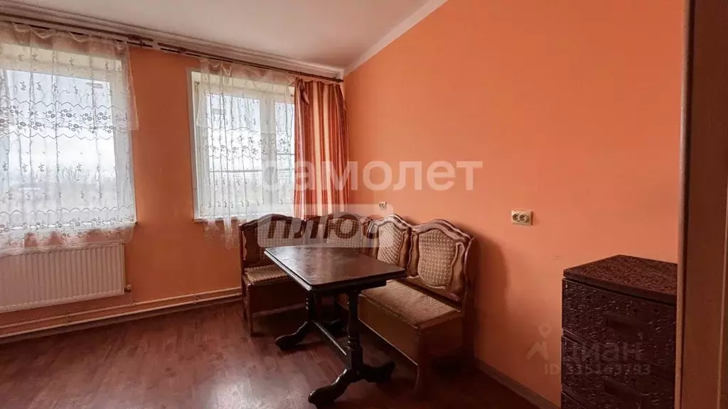 1-к кв. Калужская область, Малоярославец ул. Щорса, 9 (43.8 м) - Фото 0