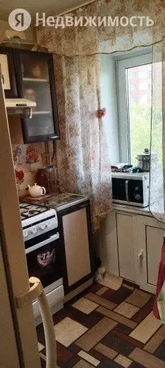 2-комнатная квартира: Красноярск, улица Борьбы, 28 (47 м) - Фото 1