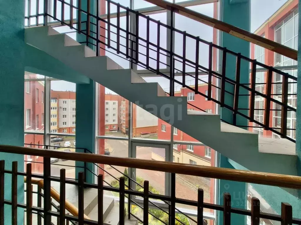 3-к кв. Вологодская область, Череповец ул. Белинского, 63 (79.0 м) - Фото 1