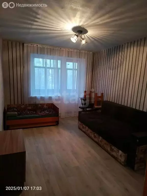 2-комнатная квартира: Армянск, улица Гайдара, 10 (48.2 м) - Фото 1