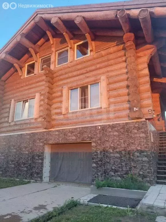 Дом в Ленинское, улица Ленина (305 м) - Фото 0