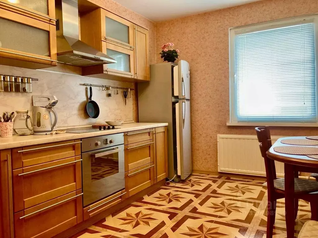 3-к кв. Санкт-Петербург Бухарестская ул., 130к1 (81.0 м) - Фото 0