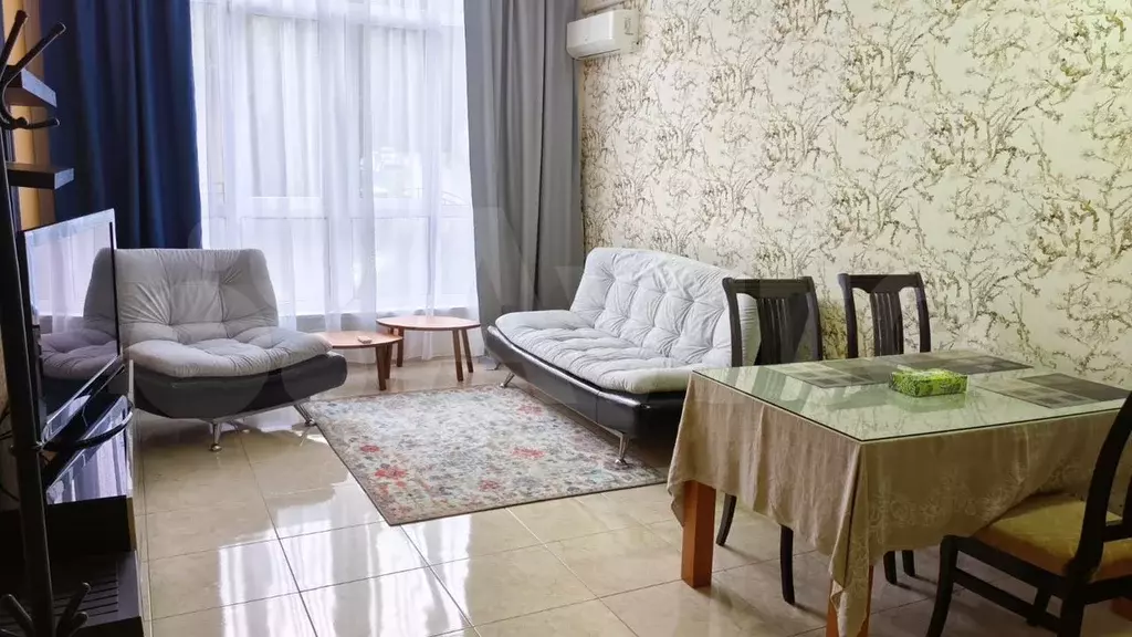 2-к. квартира, 50 м, 1/6 эт. - Фото 0