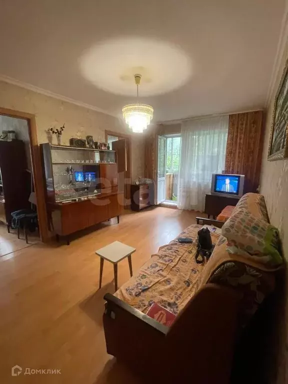 Продаётся 4-к квартира, 61 м - Фото 1