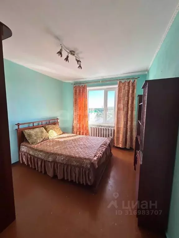 3-к кв. Ленинградская область, Кировск Ладожская ул., 14 (64.7 м) - Фото 0
