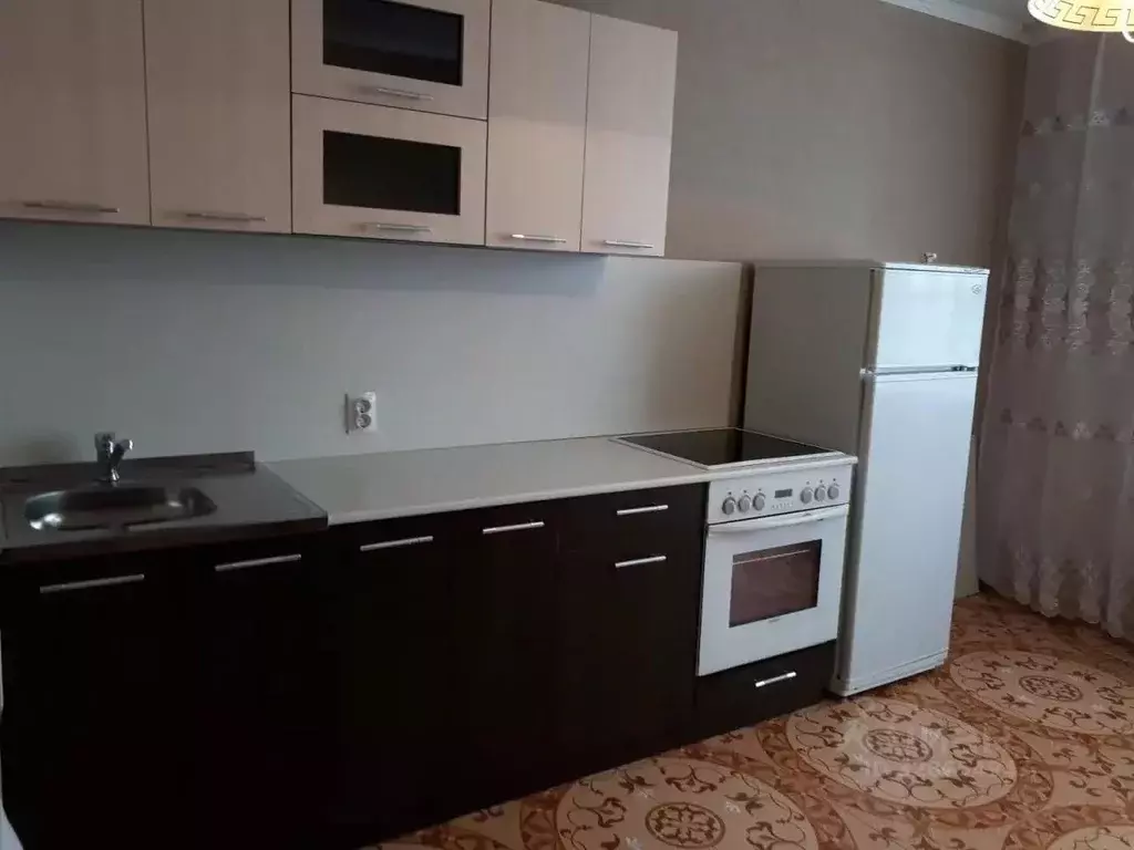 1-к кв. Тюменская область, Тюмень Амурская ул., 39 (38.0 м) - Фото 1