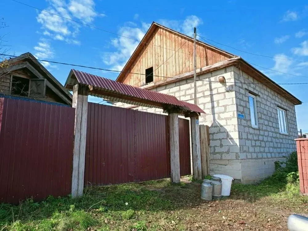 Дом в Иркутская область, с. Оса ул. Набережная, 57 (72 м) - Фото 0