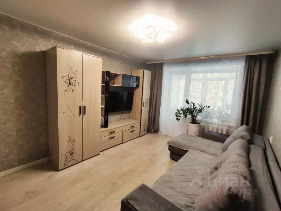 3-к кв. Пермский край, Александровск ул. Машиностроителей, 3 (59.0 м) - Фото 1