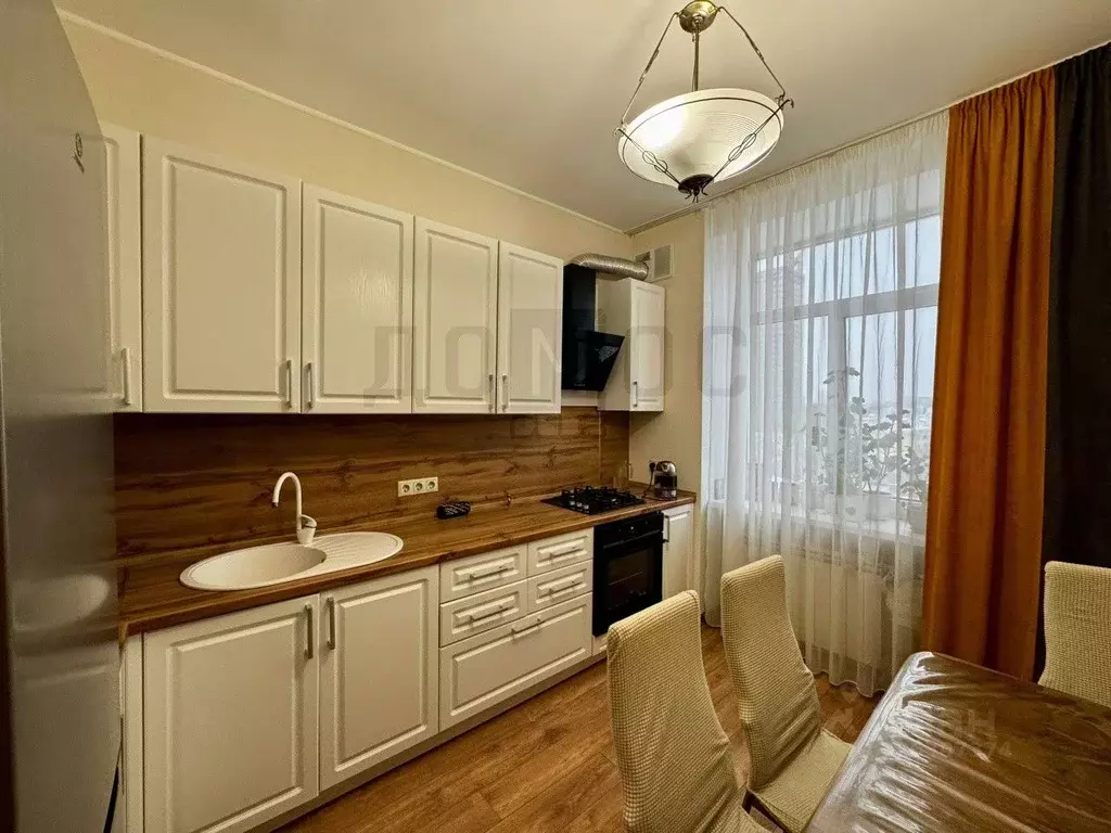 3-к кв. Свердловская область, Екатеринбург ул. Мира, 42 (76.7 м) - Фото 1