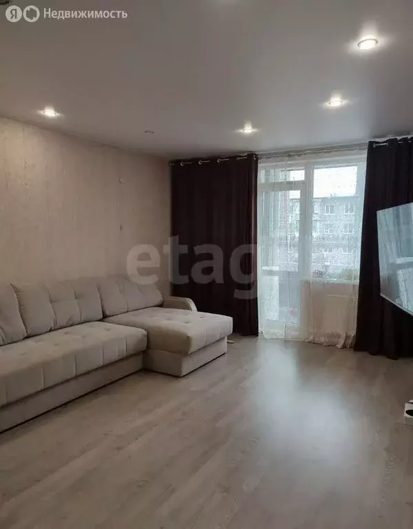 3-комнатная квартира: Пермь, улица Карпинского, 49А (81 м) - Фото 2