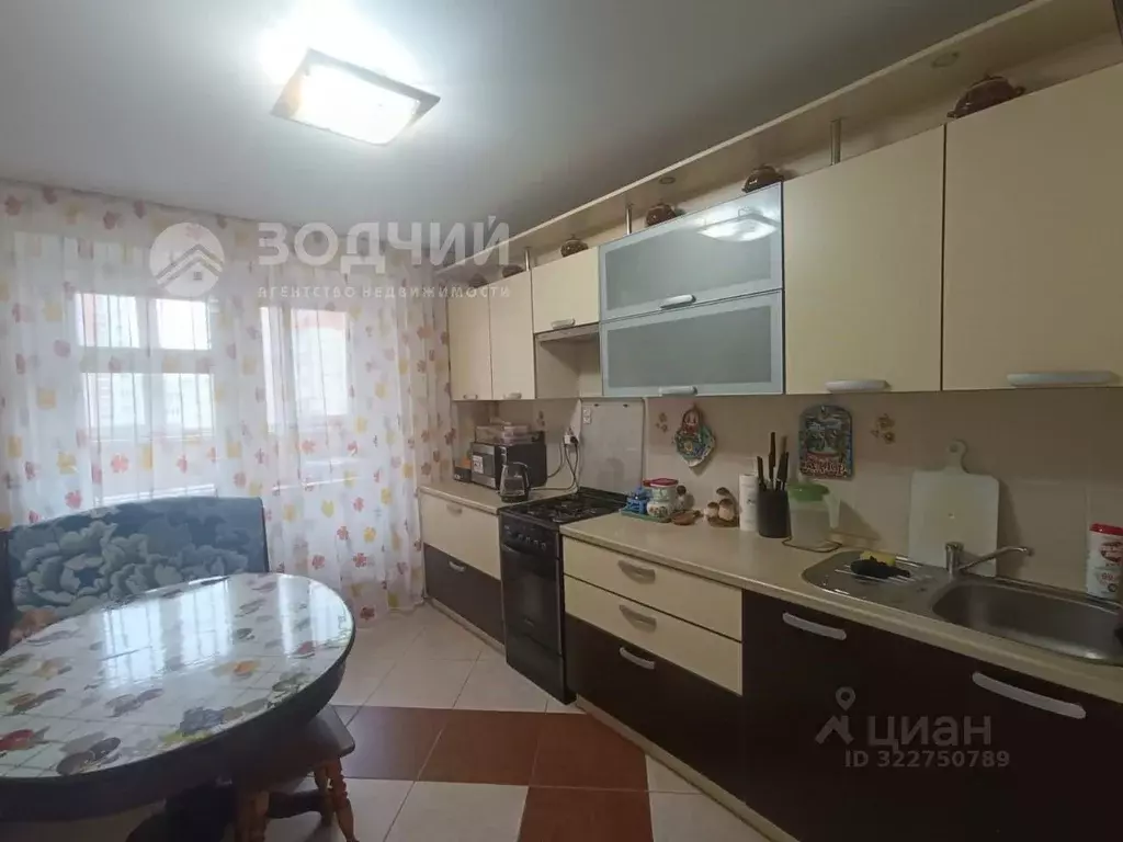 2-к кв. Чувашия, Новочебоксарск ул. 10-й Пятилетки, 46А (67.1 м) - Фото 1