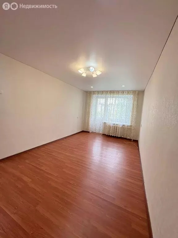 1-комнатная квартира: Октябрьский, 35-й микрорайон, 6 (31 м) - Фото 0