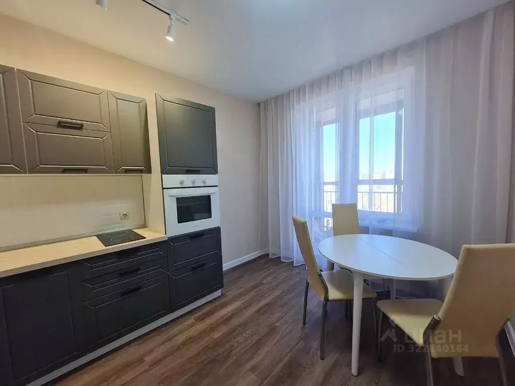 1-к кв. Татарстан, Казань ул. Родины, 24Г (40.0 м) - Фото 1