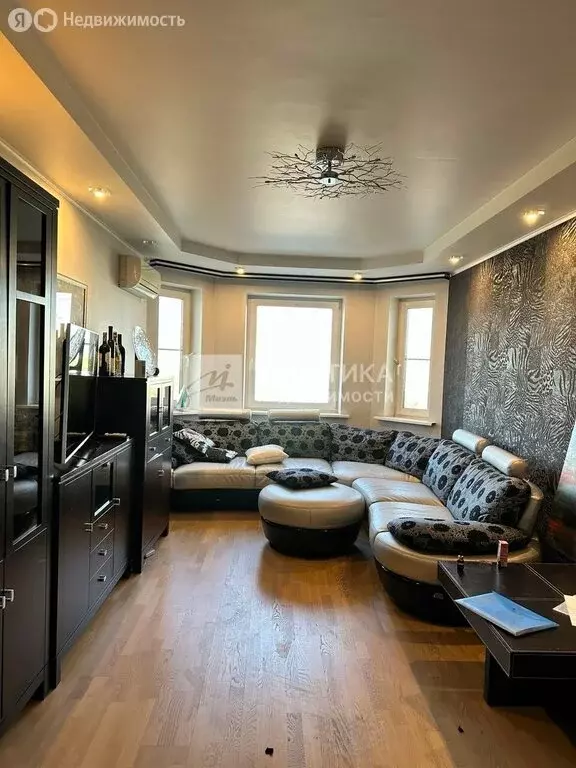 3-комнатная квартира: Москва, Ленинский проспект, 127 (75.9 м) - Фото 1