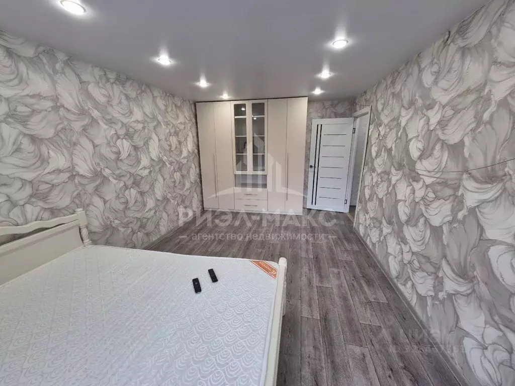 1-к кв. Брянская область, Дятьково 12-й мкр, 12 (32.9 м) - Фото 2